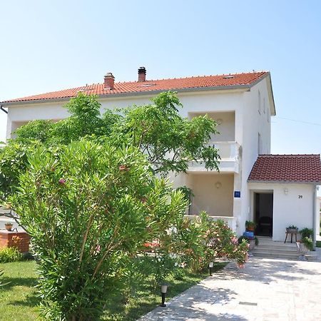 Apartments Smilja Ljubač Exteriör bild