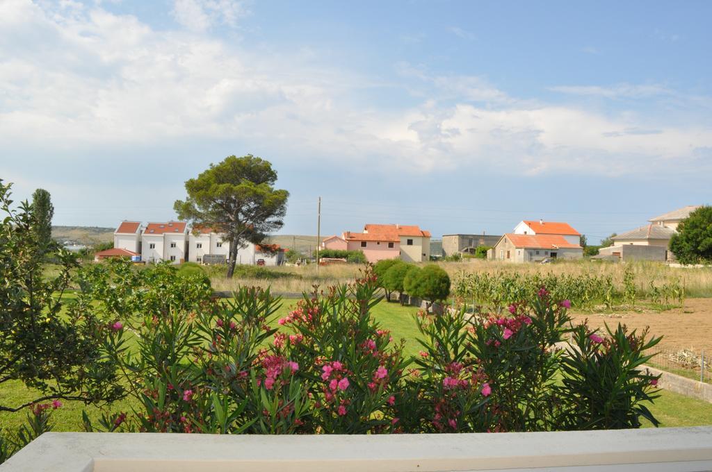 Apartments Smilja Ljubač Exteriör bild